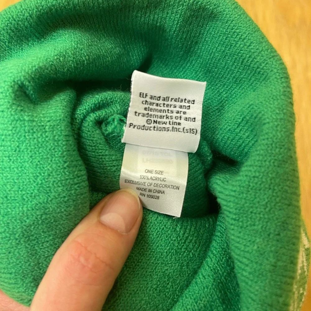 Elf Smell Like Santa Festive Pom Pom Beanie